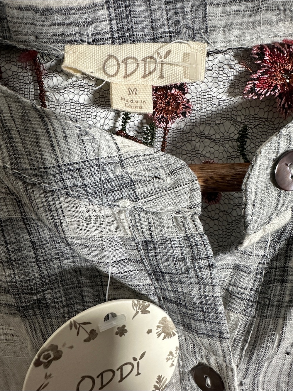 NWT Oddi Clothing Button Up Plaid Shirt with Sheer Mesh Embroidery Size M - Picture 4 of 7